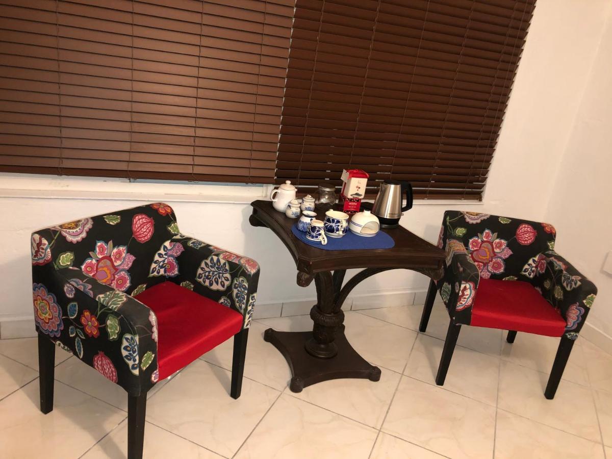 Private Room In The Heart Of Calle Ocho Miami Exterior photo