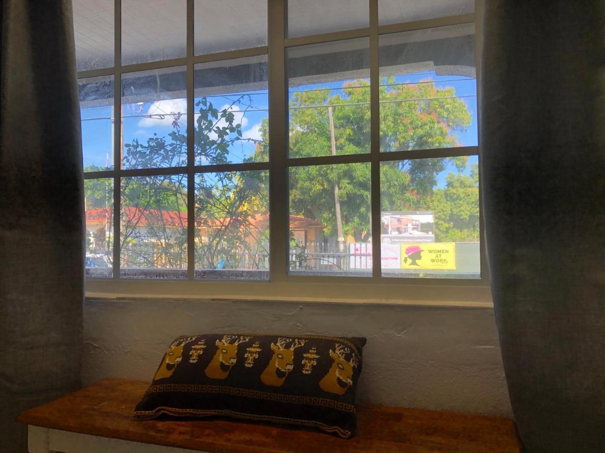 Private Room In The Heart Of Calle Ocho Miami Exterior photo